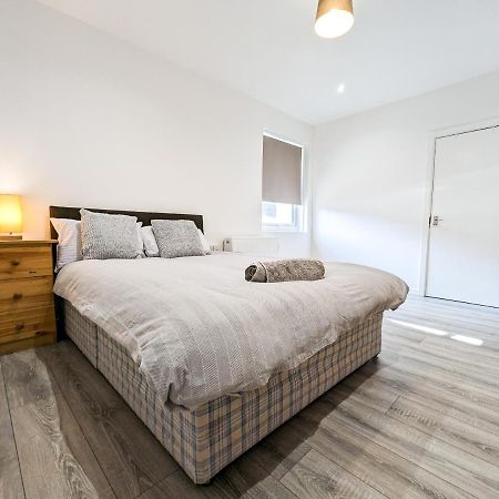 Cozy Central Apartments - With Private Kitchens & Bathrooms Портцмаус Экстерьер фото